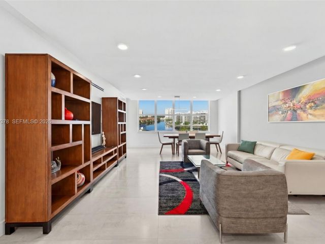 Продажа квартиры #1024 - фото 7534222