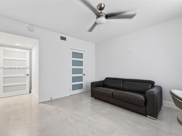 Продажа квартиры #1024 - фото 7534234