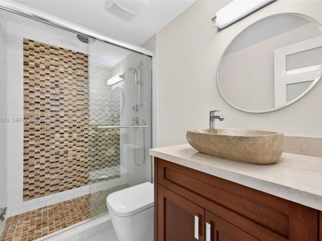 Продажа квартиры #1024 - фото 7534235