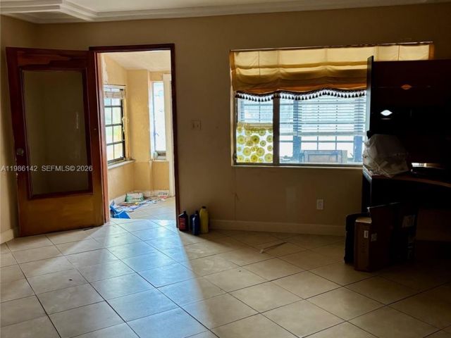 Продажа дома по адресу 3241 Arthur Ter - фото 7532131