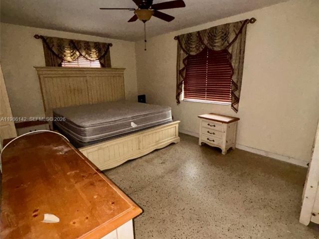 Продажа дома по адресу 3241 Arthur Ter - фото 7532135