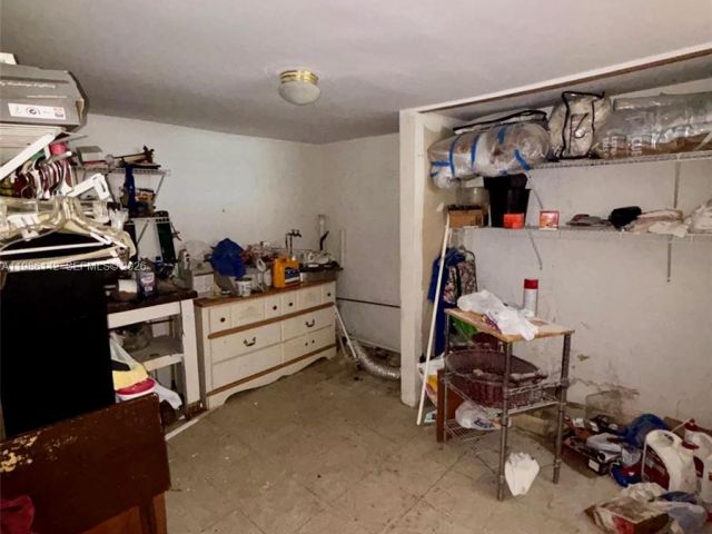 Продажа дома по адресу 3241 Arthur Ter - фото 7532137