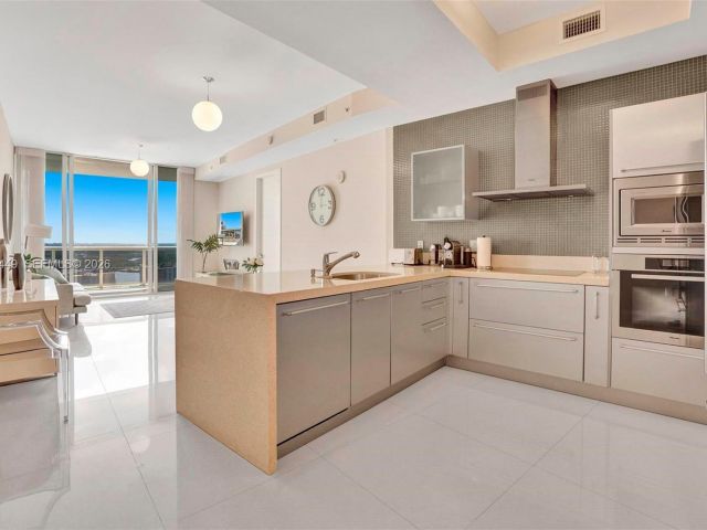 Квартира в аренду номер5405 - фото 7531803