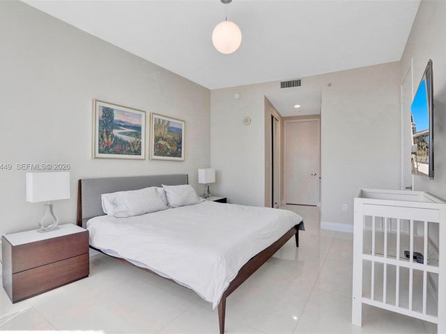 Квартира в аренду номер5405 - фото 7531816