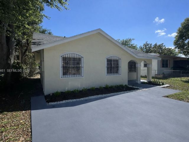 Продажа дома по адресу  - фото 7532003