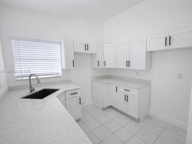 Продажа дома по адресу  - фото 7532007