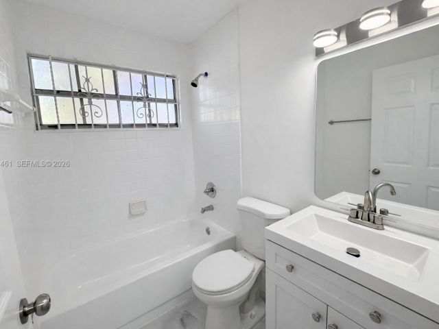 Продажа дома по адресу  - фото 7532018