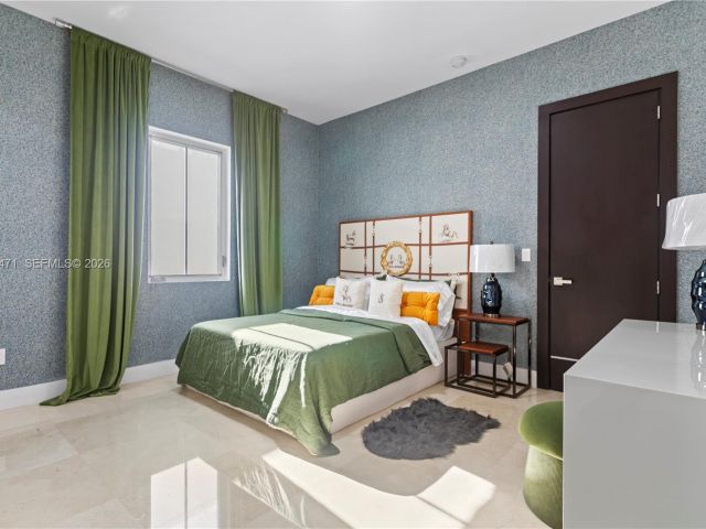 Дом в аренду по адресу 3420 NW 84th Ave - фото 7532234