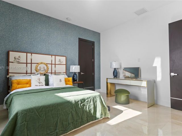 Дом в аренду по адресу 3420 NW 84th Ave - фото 7532235