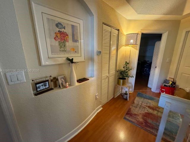 Дом в аренду по адресу 7131 NW 114th Ct - фото 7532906