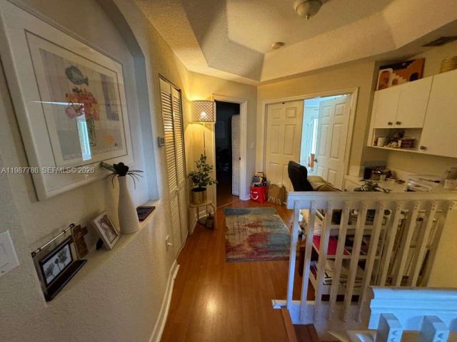 Дом в аренду по адресу 7131 NW 114th Ct - фото 7532911