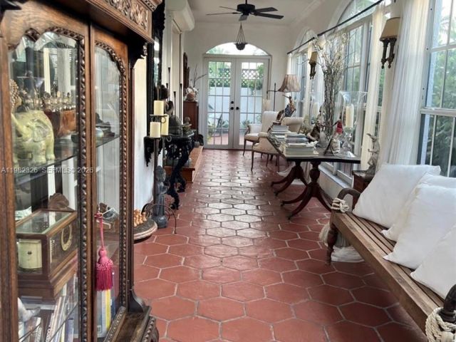 Продажа дома по адресу 2190 SW 22 terrace - фото 7532695