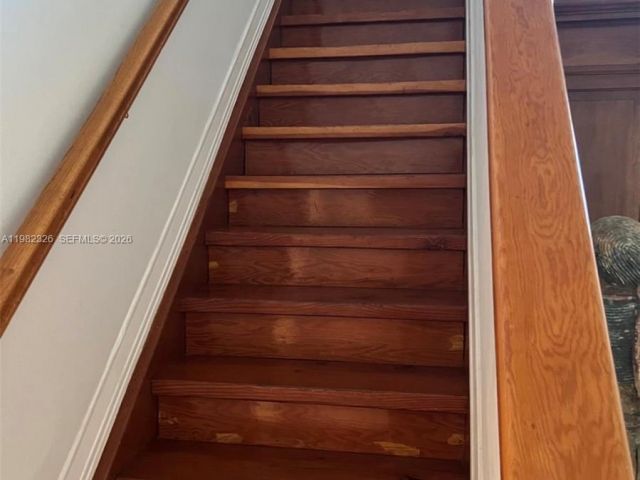 Продажа дома по адресу 2190 SW 22 terrace - фото 7532706