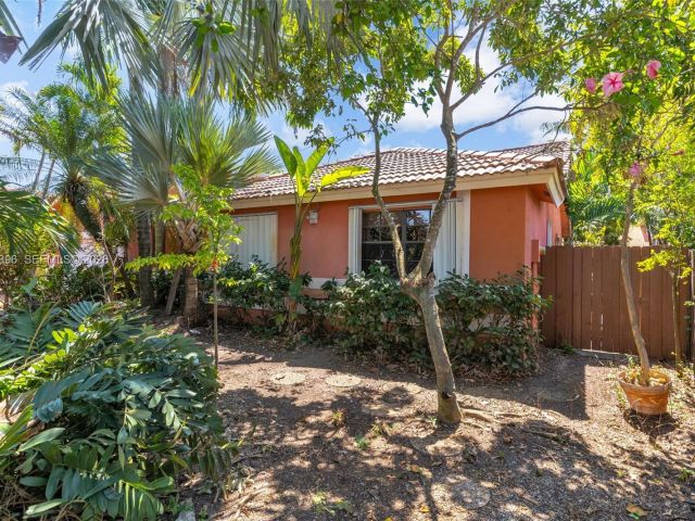 Продажа дома по адресу 15012 SW 45th Ln - фото 7532720