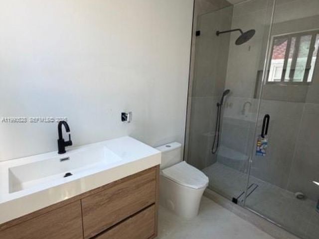 Продажа дома по адресу 2800 SW 38th Ct - фото 7532623