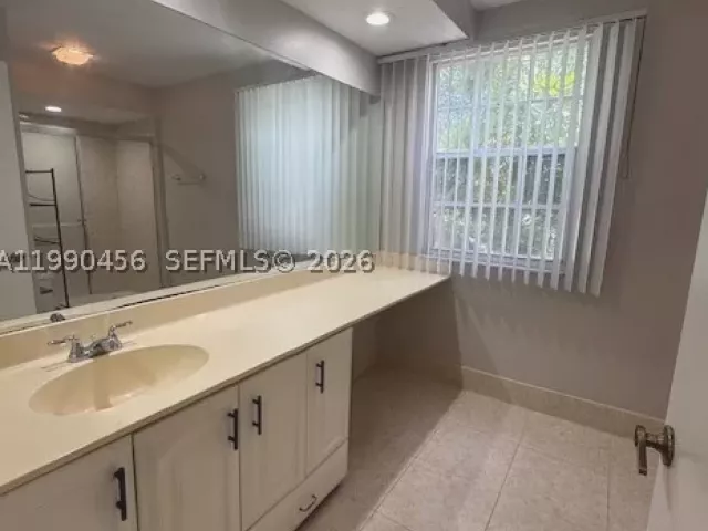 Продажа дома по адресу 10944 Neptune Dr - фото 7940470