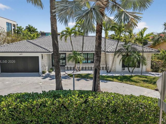 Дом в аренду по адресу 607 Layne Blvd - фото 7532573