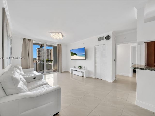 Продажа квартиры #2705 - фото 7534122