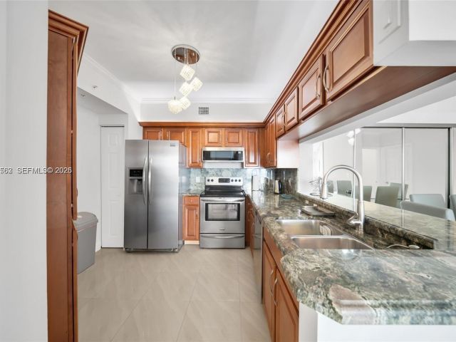 Продажа квартиры #2705 - фото 7534126