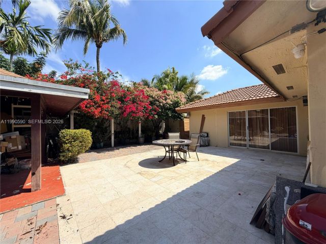 Продажа дома по адресу 12855 NW 7 - фото 7532710