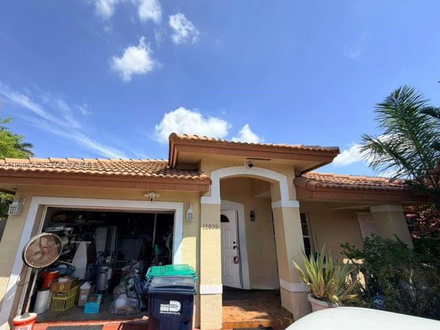 Продажа дома по адресу 12855 NW 7 - фото 7532712