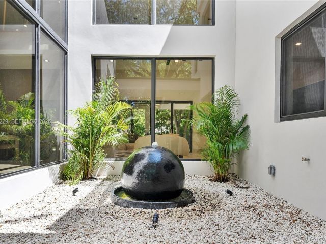 Продажа дома по адресу 5820 SW 33rd Ln - фото 7532784