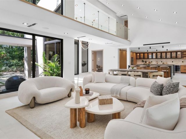 Продажа дома по адресу 5820 SW 33rd Ln - фото 7532786