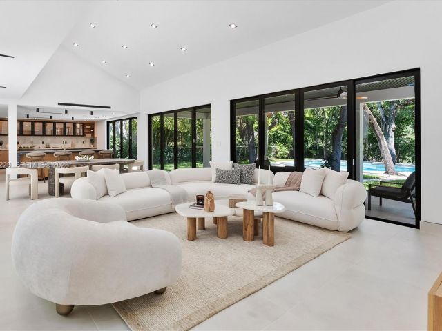 Продажа дома по адресу 5820 SW 33rd Ln - фото 7532787