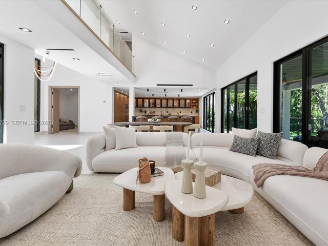 Продажа дома по адресу 5820 SW 33rd Ln - фото 7532788