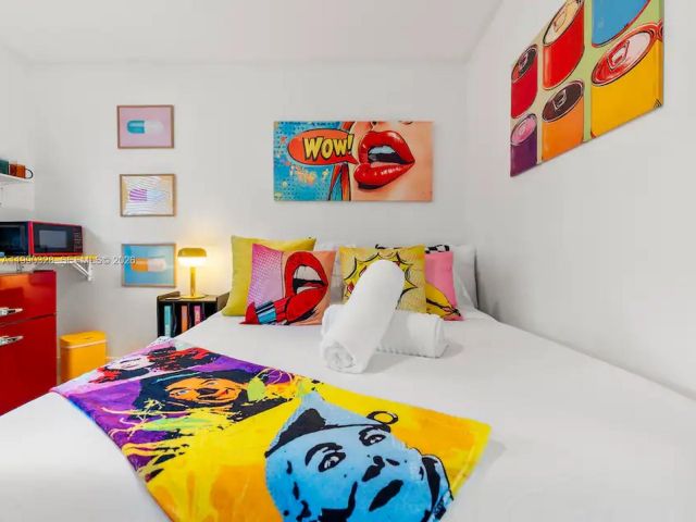 Продажа дома по адресу 1000 SW 32nd St - фото 7533173