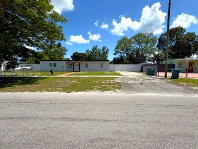 Продажа дома по адресу 15825 E Bunche Park Dr - фото 7534541