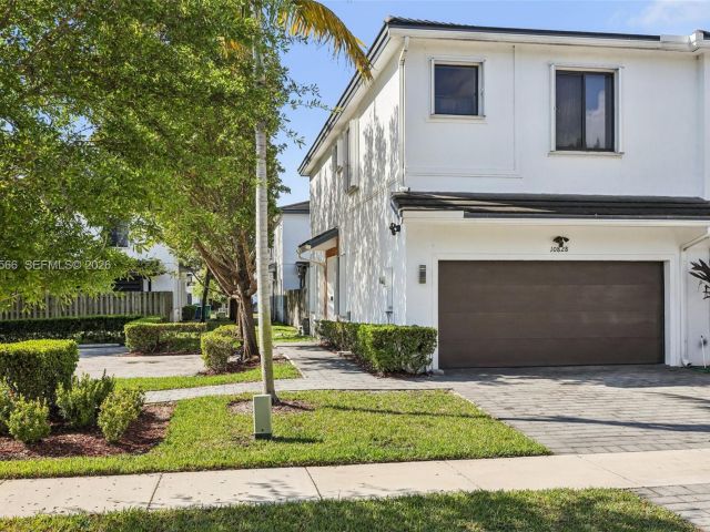 Продажа дома по адресу 10828 SW 235 St - фото 7533626