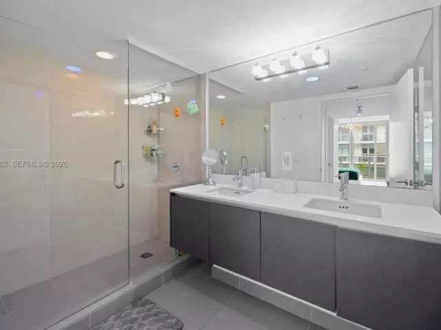 Продажа квартиры #406 - фото 7533189