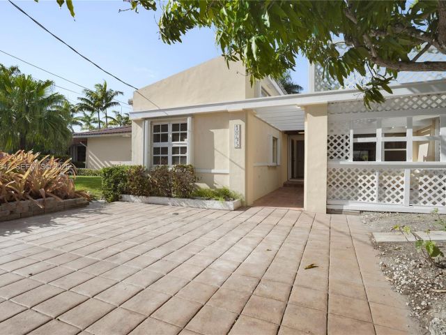 Дом в аренду по адресу 1845 Daytonia Rd - фото 7533453