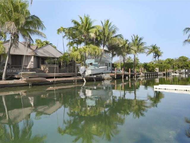 Дом в аренду по адресу 1845 Daytonia Rd - фото 7533469