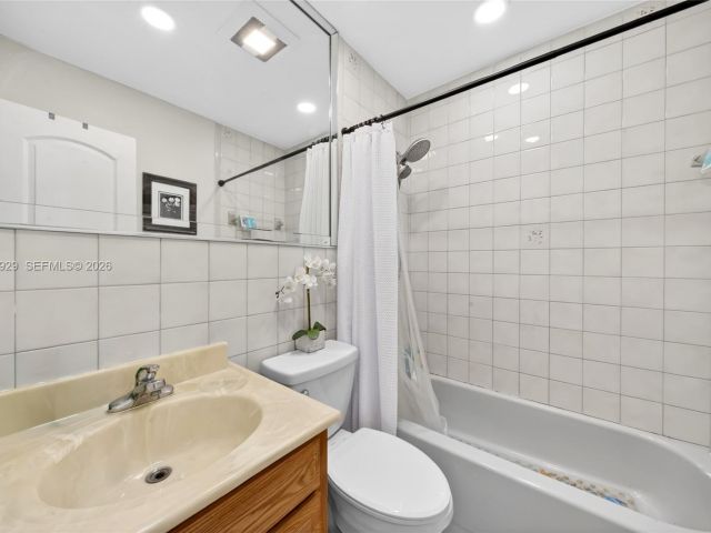 Продажа дома по адресу 14446 SW 96th Ter - фото 7533407