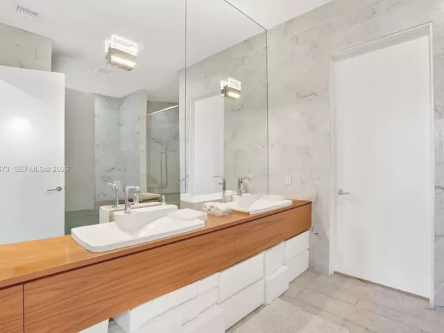 Продажа квартиры # - фото 7534434