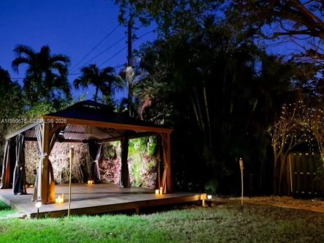 Продажа дома по адресу 1612 Funston St - фото 7532433