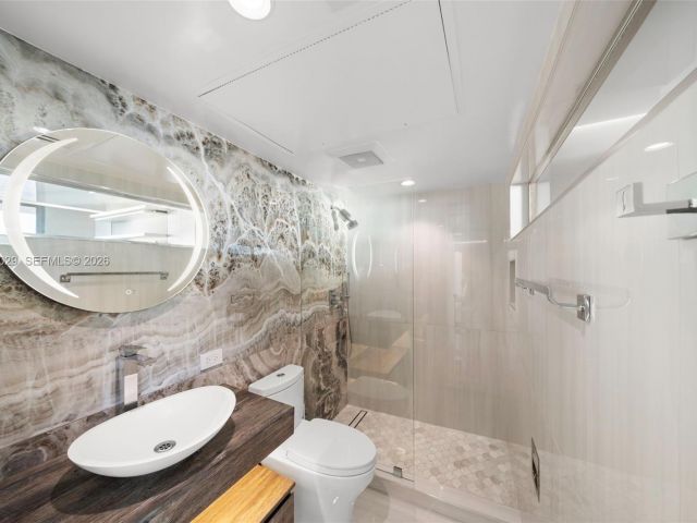 Квартира в аренду номер16H - фото 7533134