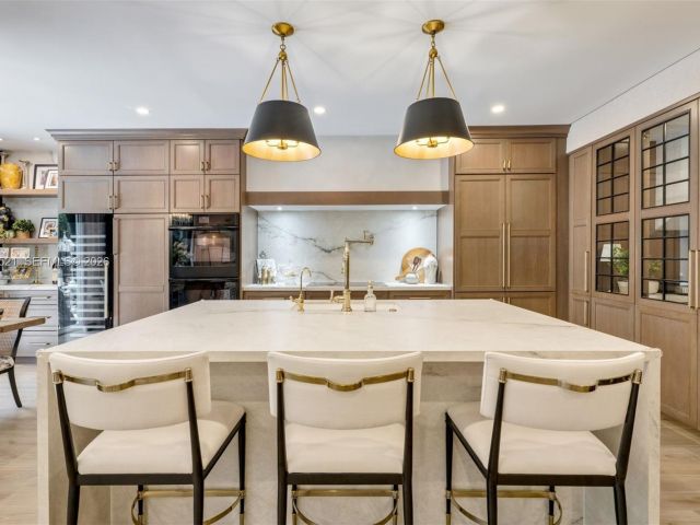 Продажа дома по адресу 3028 NE Quayside Ln 34 - фото 7533418