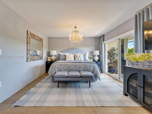 Продажа дома по адресу 3028 NE Quayside Ln 34 - фото 7533428