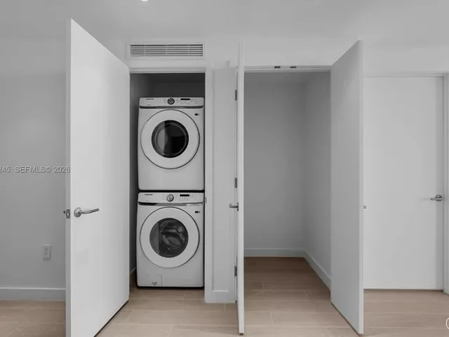 Продажа квартиры #2402 - фото 7533265