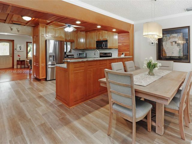 Продажа дома по адресу 1410 Fletcher St - фото 7533480