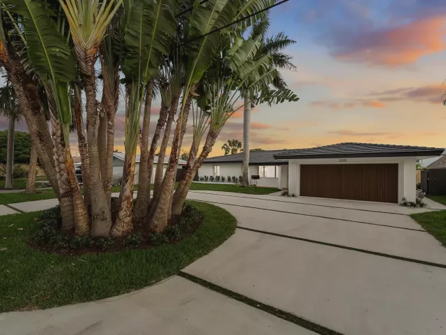 Продажа дома по адресу 2280 SE 10th Court - фото 9171301