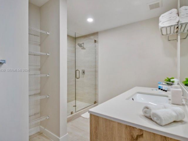 Продажа квартиры #N-911 - фото 7534823