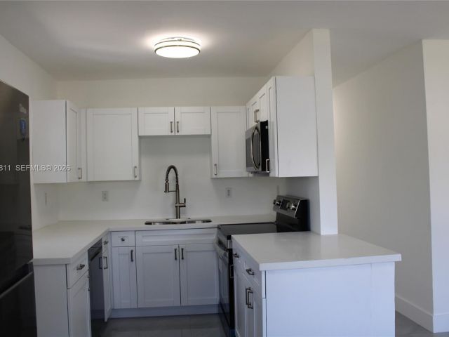 Продажа дома по адресу  - фото 7534016