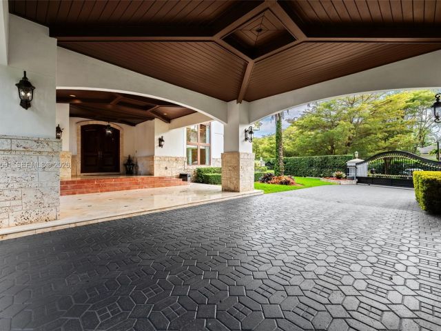 Продажа дома по адресу 7701 Old Cutler Rd - фото 7534104