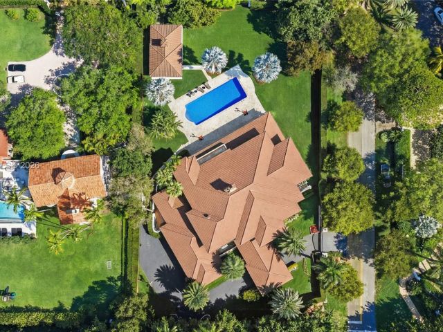 Продажа дома по адресу 7701 Old Cutler Rd - фото 7534105