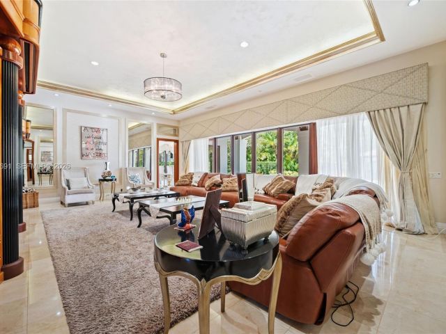 Продажа дома по адресу 7701 Old Cutler Rd - фото 7534113