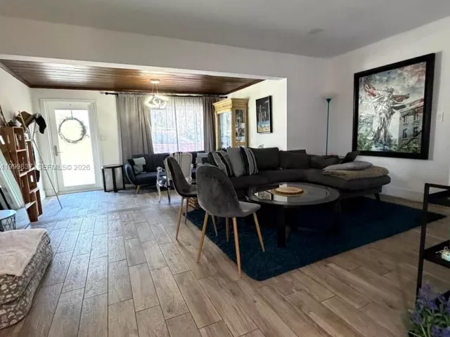 Дом в аренду по адресу  - фото 7536981